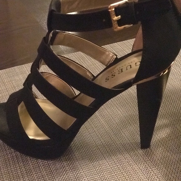 GUESS what??? - Picture 3 of 3